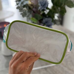 Clinique Elle White Cosmetic Makeup Bag Dragonfly Charm Zipper Blue Green 7x4"